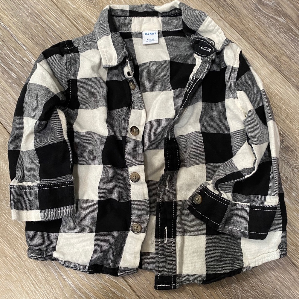 Old Navy Buffalo Plaid Button Up